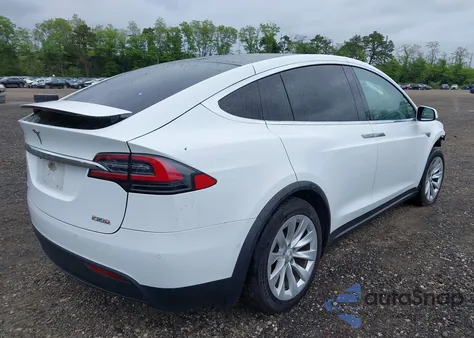 2016 Tesla Model X 75D/P100D/P90D из США, поврежденный, VIN 5YJXCBE4XGF013718